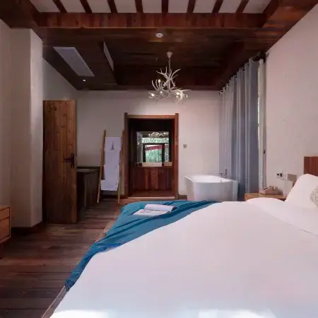 Zhuyan Xiyu Hostel