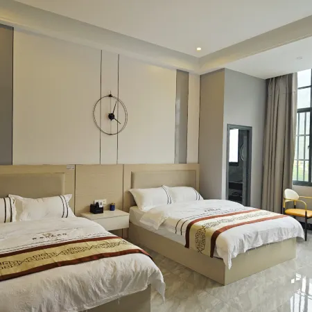 Sunny Hotel