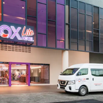 FOX Lite Hotel DPulze Cyberjaya Hotels near i-Tech Tower