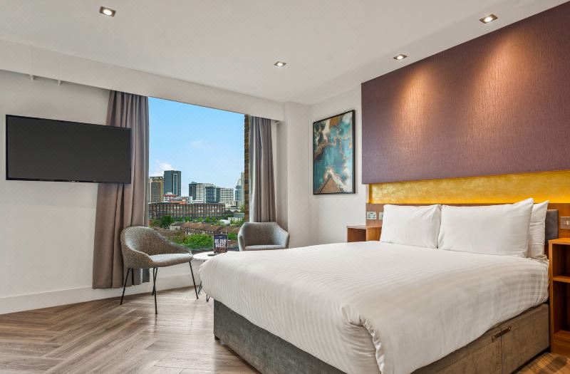 Roomzzz London Stratford