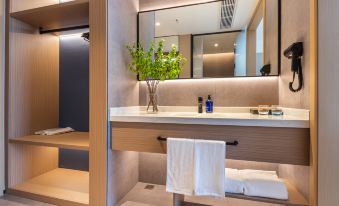 Starway Hotel (Ya'an Mingshan Shijie Chadou)