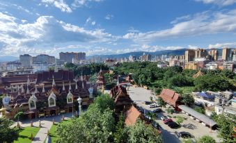 Xishuangbanna Jinghong Dajue Yunqi Resort Hotel (Manting Park Branch)