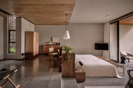 LUX* Chongzuo, Guangxi