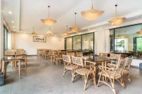 Pengzhou Baoshan Yihewangyou Homestay - con vista montagne