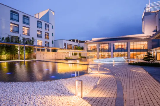 Suzhou Hengli Resort Hotel