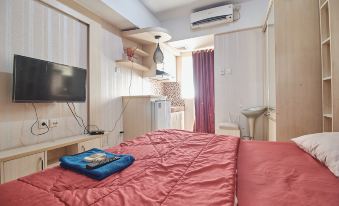 Apartment Green Lake View Ciputat by Celebrity Room