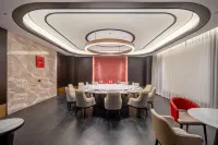 Radisson RED Xuzhou Yunlong Lake - Romantic