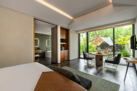 Small Luxury Hotels of The Word-Hangzhou Muh Shoou Xixi Hotel Отели рядом с достопримечательностью «Zhejianggongye University (pingfengxiaoqu)»