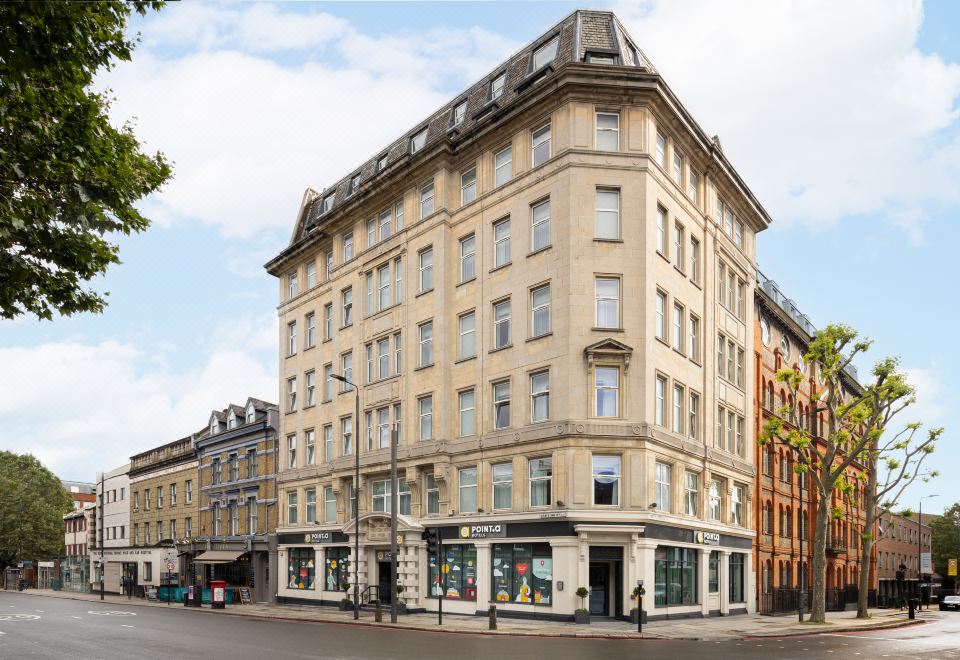 포인트 A 호텔 객실