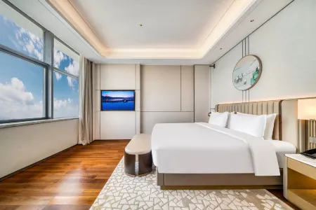 XIHE HENTIQUE HOTEL Отели рядом с достопримечательностью «Nanjing University of Technology Pukou Campus»