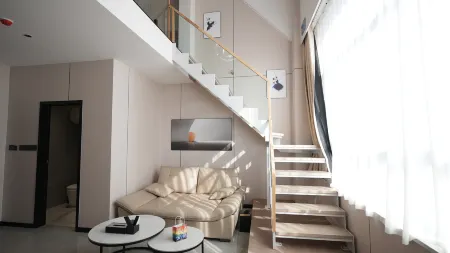 Blues Light Luxury B&B Apartment (Tianfu Square) Отели в г. Сяои