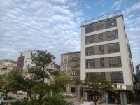 Chiteng Homestay Отели рядом с достопримечательностью «Площадь Бэйшуй»