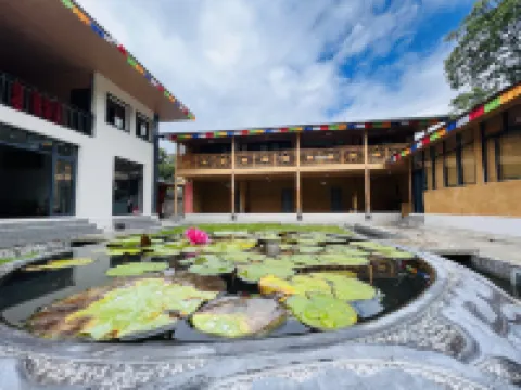 Iron Bridge Site Inn