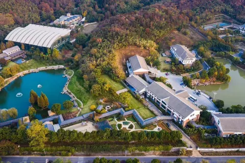 청용산좡 호텔