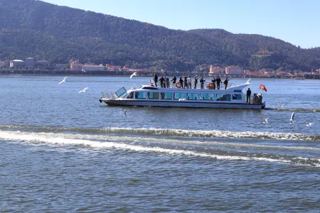 Kunming Qingfeng Inn (Dianchi Haitang Dam) Отели рядом с достопримечательностью «CPC Yunnan Provincial Committee Party School»