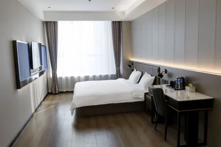 Zhuoran Preferred Hotel (Jinan CBD Vientiane City)
