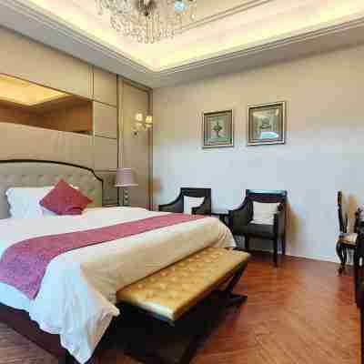 Splendid Xiangjiang Hot Spring Villa Rooms