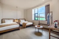 Shangri-La Ten Miles Snow Mountain Margheri Manor