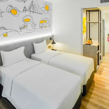 Yello Hotel Harbour Bay Batam