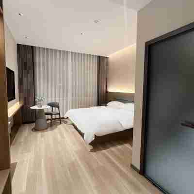 MJ-Hotel Rooms