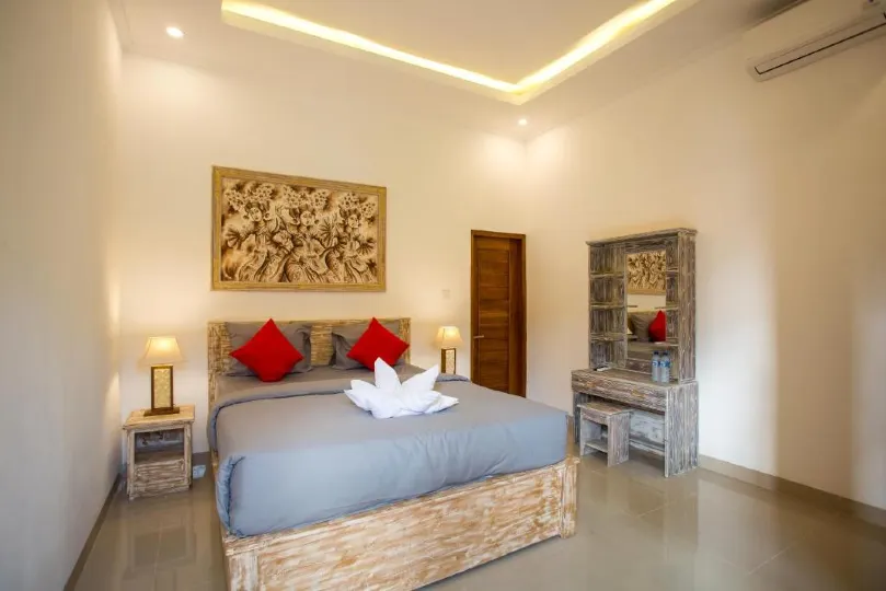 Seven Angels Villa and Hostel