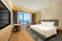 Holiday Inn Express Suzhou Fenhu Hotels near Luxu Daqudang Ecology Park