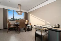 Cixi Zhouxiang Paris Hotel - Gym
