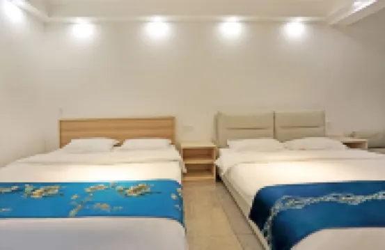 Carlos Apartment (Kaiping Donghuicheng Shop)