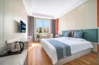 Luohe Jingyue creative Hotel - 발코니