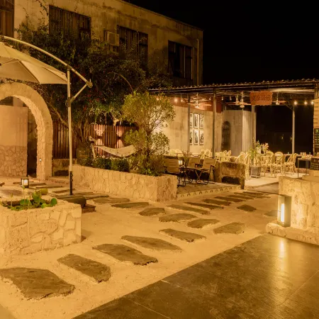Monet Garden Inn