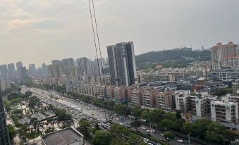 Qing Man Hotel (Gongbei Port Fuhuali Branch)