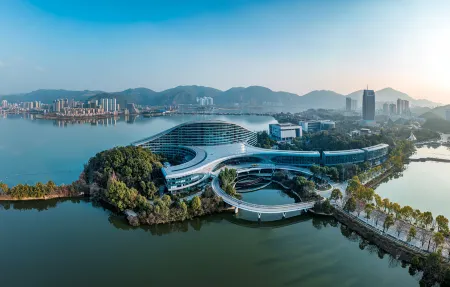 Wingtech Hotel Отели рядом с достопримечательностью «Hubei Normal University»