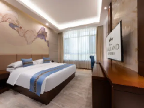 費県インゾーンガーランド(Inzone Garland)ホテル 費県のホテル