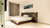 Fulin Apartment (Zhanjiang West High-speed Railway Station) Отели в г. 