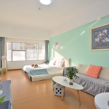 Kunming Bihome Homestay (Tangzixiang Subway Station) Отели рядом с достопримечательностью «Конгресс-центр Kunming Hall»