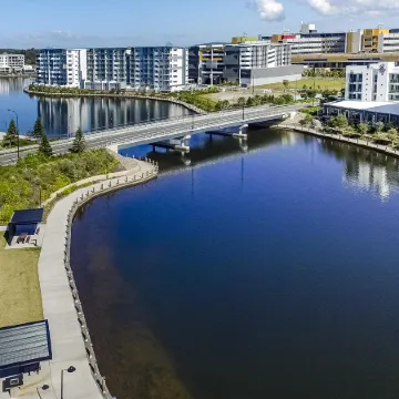 Mercure Sunshine Coast Kawana Waters Отели рядом с достопримечательностью «Голден-Бич»