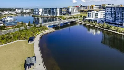 Mercure Sunshine Coast Kawana Waters Các khách sạn ở Birtinya