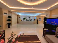 Xinhua Theme Hotel