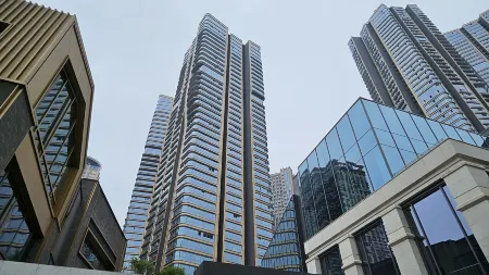 PALACE Yiduo Jiangjing Executive Mansion Отели рядом с достопримечательностью «Kong Xiangxi Residence of Chongqing»