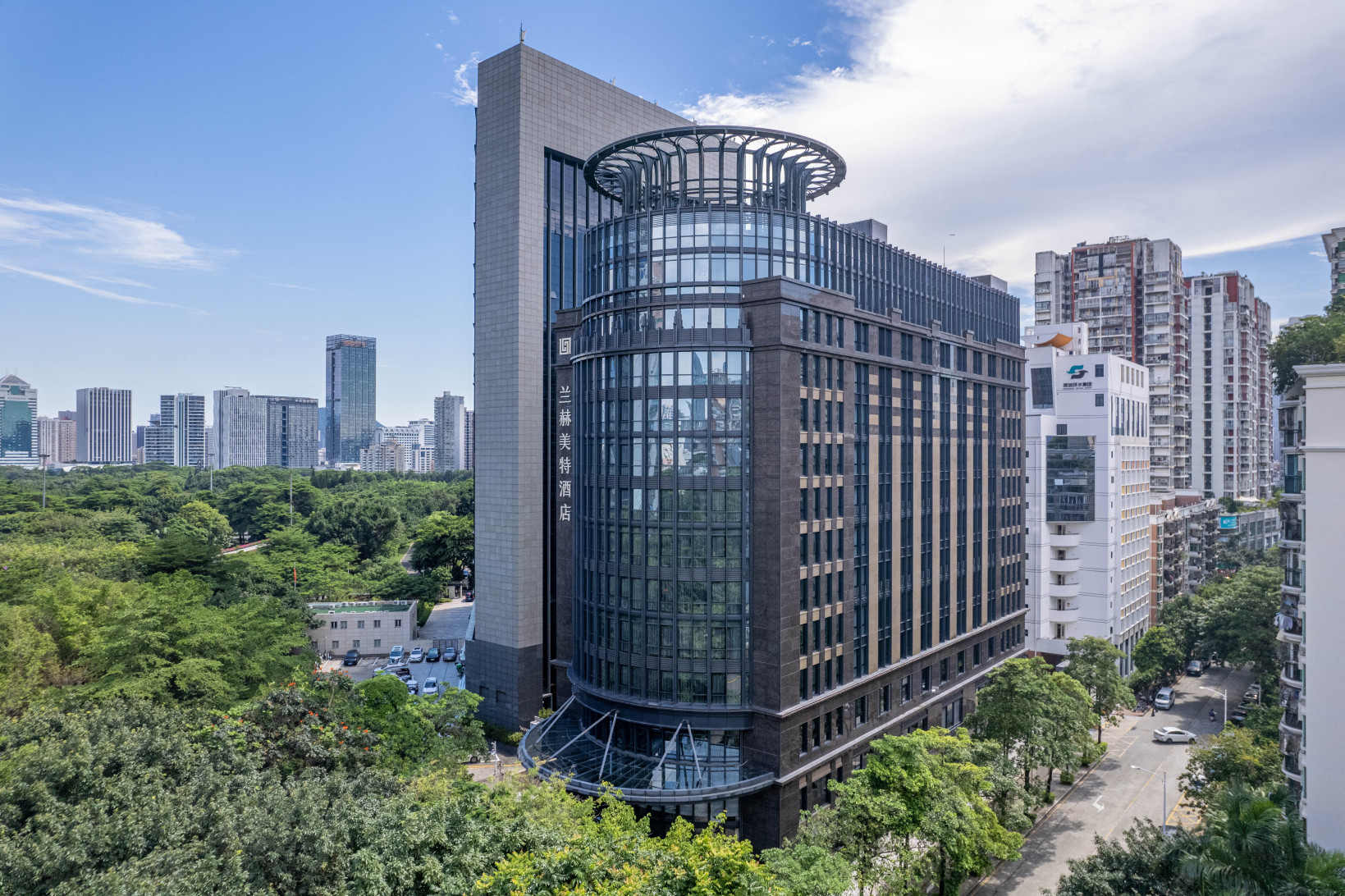 Shenzhen L'Hermitage Hotele w: Shenzhen
