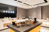 Homeinn Plus Hotel (Jiujiang Railway Station Station Front Square)