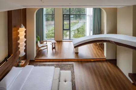 DAYINBOSEN HOTEL Отели рядом с достопримечательностью «Enshi Vocational and Technical College»