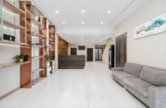 Yiyue Apartment (Hangzhou Bay Century City)