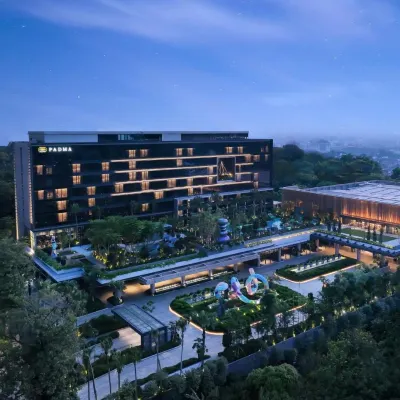 Padma Hotel Semarang Hotels near Tugu Muda