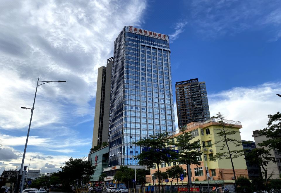 Vienna International Hotel (Shenzhen Xiashuijing Metro Station)(维也纳国际酒店