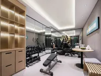 Country Inn & Suites by Radisson，Urumqi International Airport high-speed railway station Hotel.