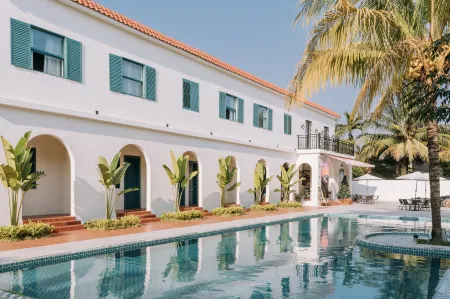 911 Surf Villa Shimei Bay Отели рядом с достопримечательностью «Xinglong Tropical Garden»