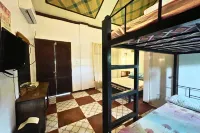 Half Moon Village and Beach House - Pet Friendly