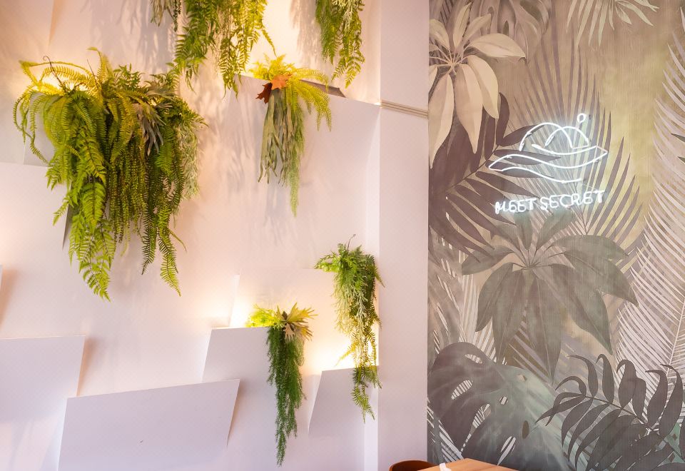 4. 미트 시크릿..