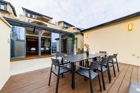 Huajin Manhe Hot Spring Resort (Yongtai Mountain Branch) Отели рядом с достопримечательностью «Chixixiang»